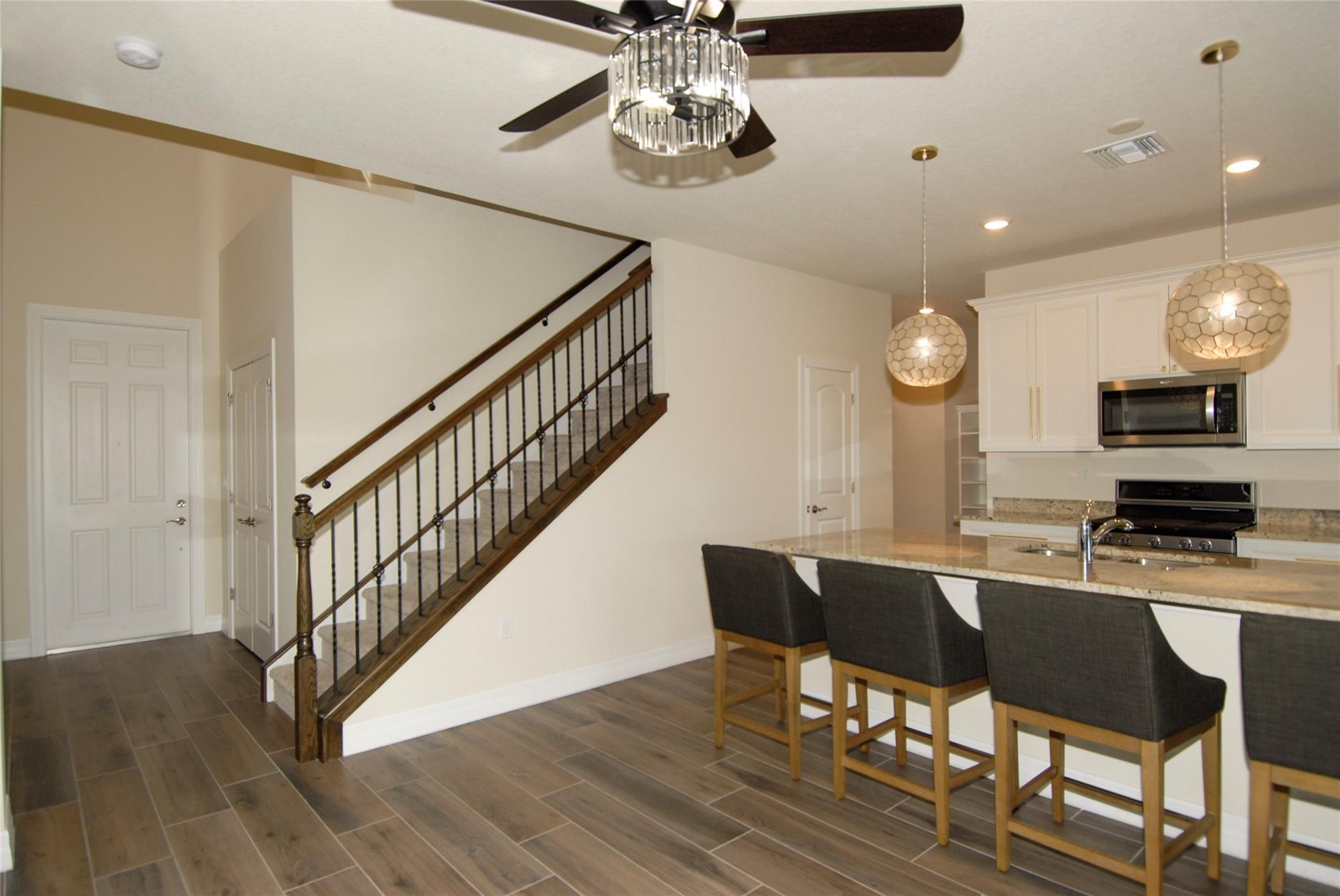 Oak Tree Prop Redev - Residential Lease