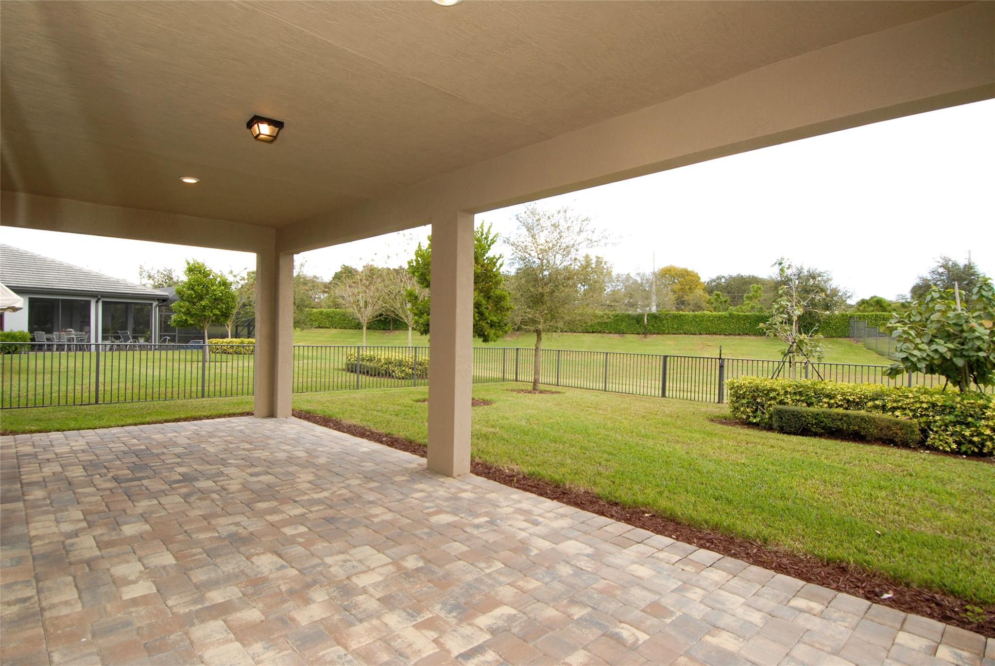 Oak Tree Prop Redev - Residential Lease