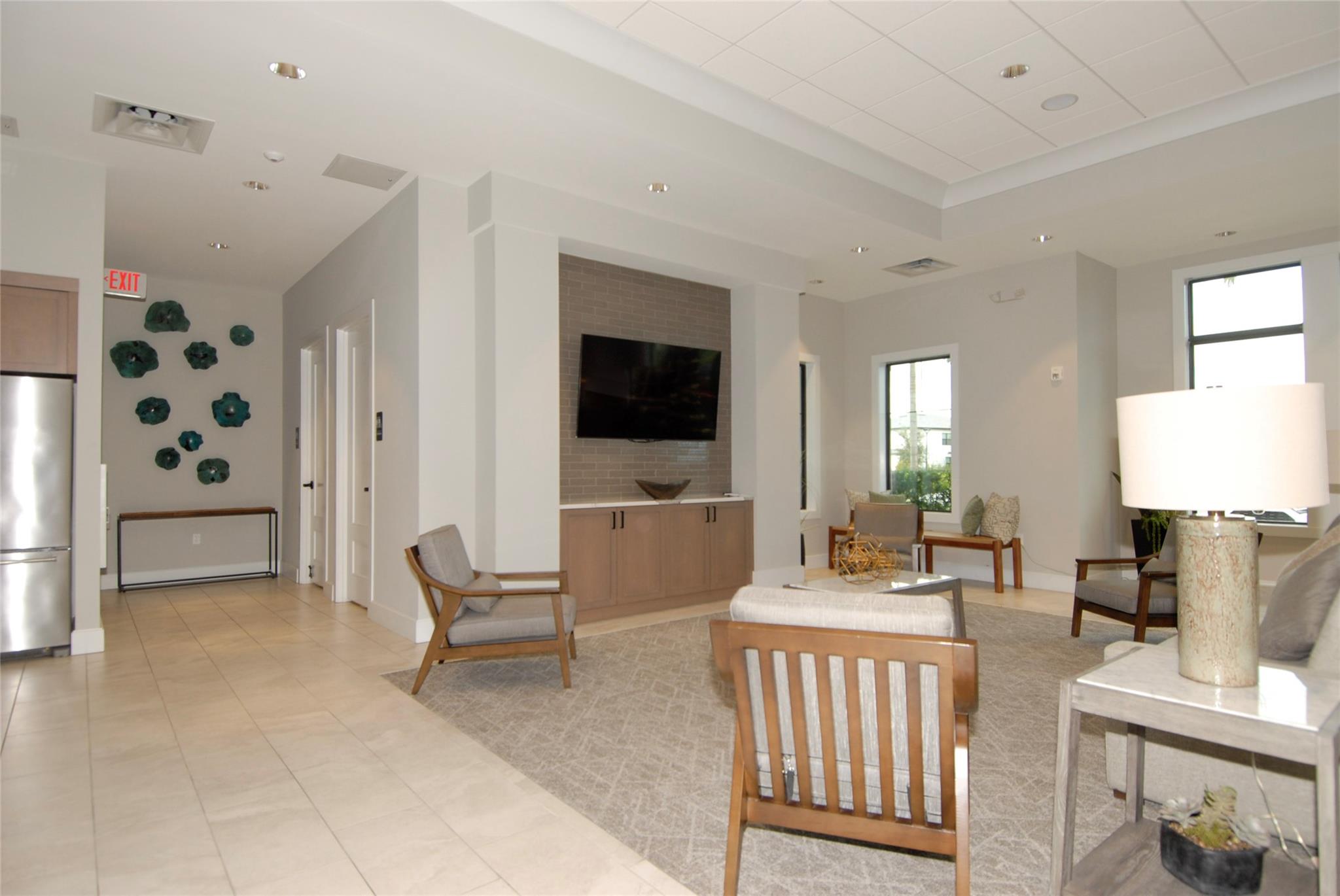 Oak Tree Prop Redev - Residential Lease