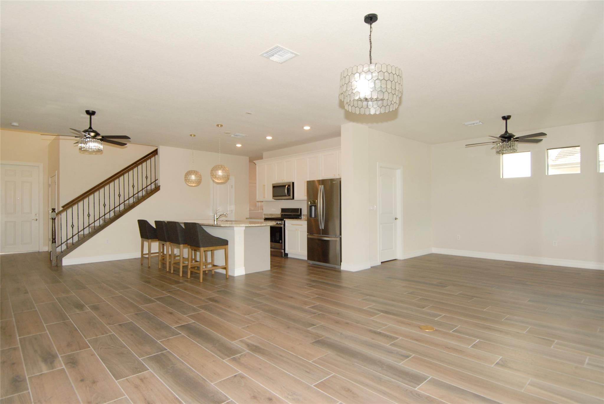 Oak Tree Prop Redev - Residential Lease