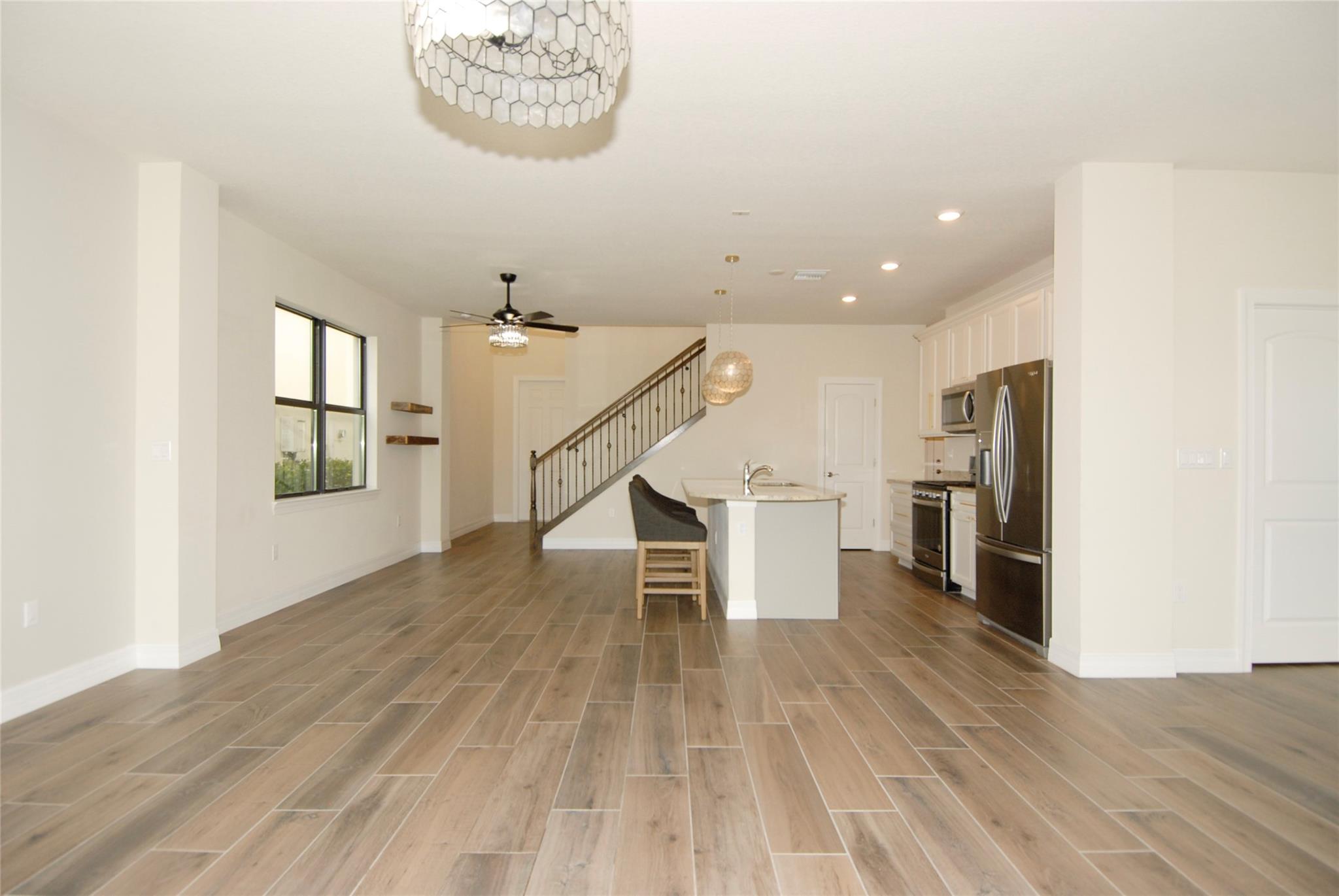 Oak Tree Prop Redev - Residential Lease