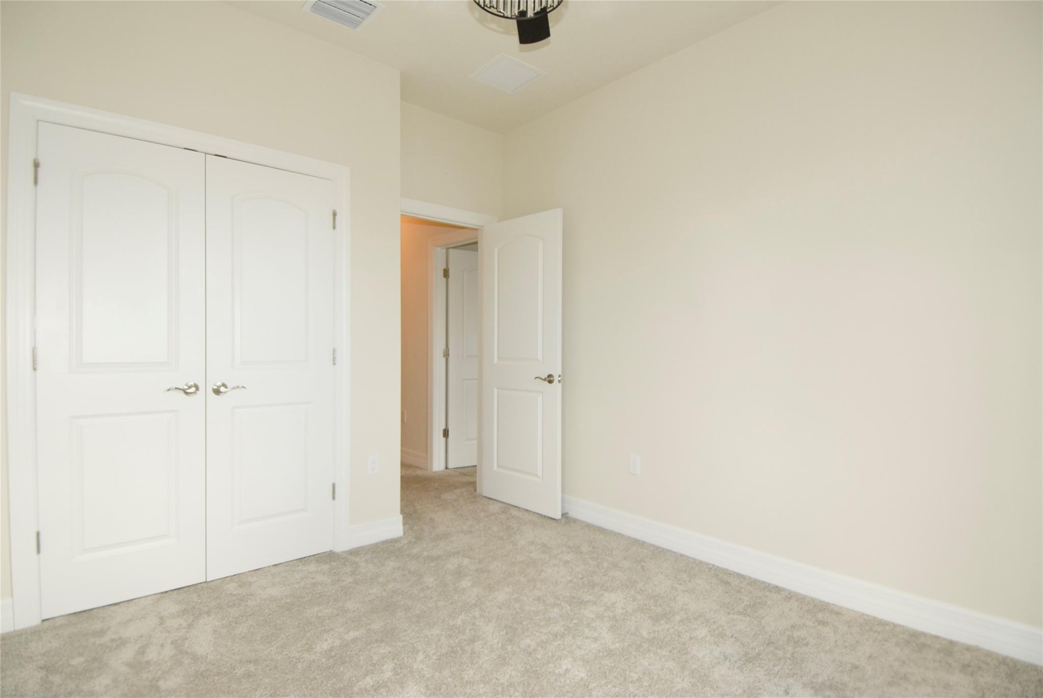 Oak Tree Prop Redev - Residential Lease