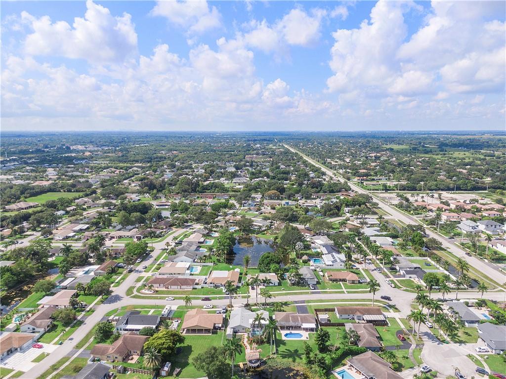 ORANGE TREE - Residential