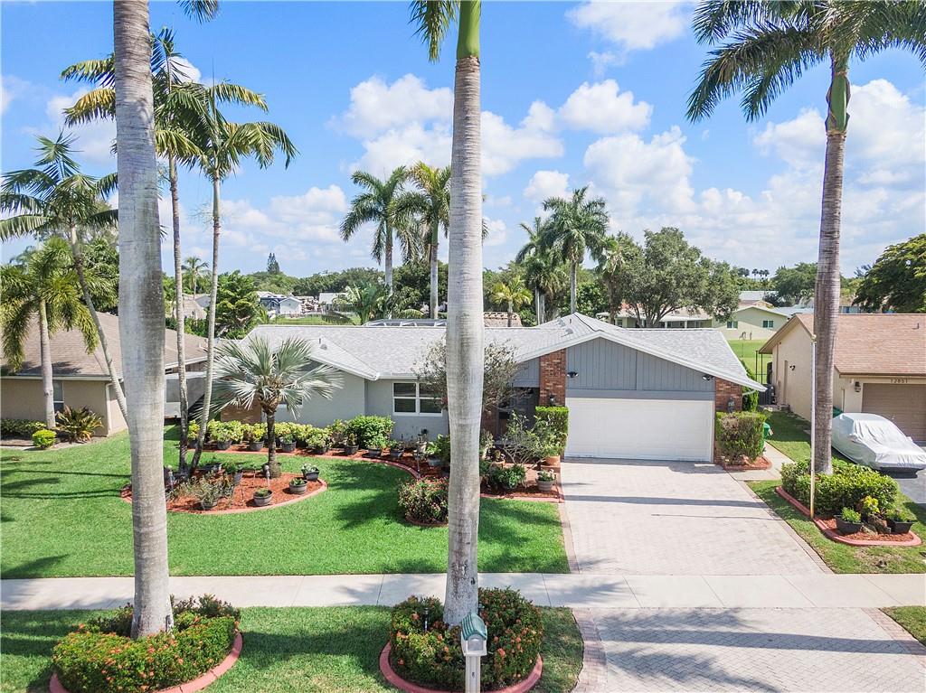 ORANGE TREE - Residential