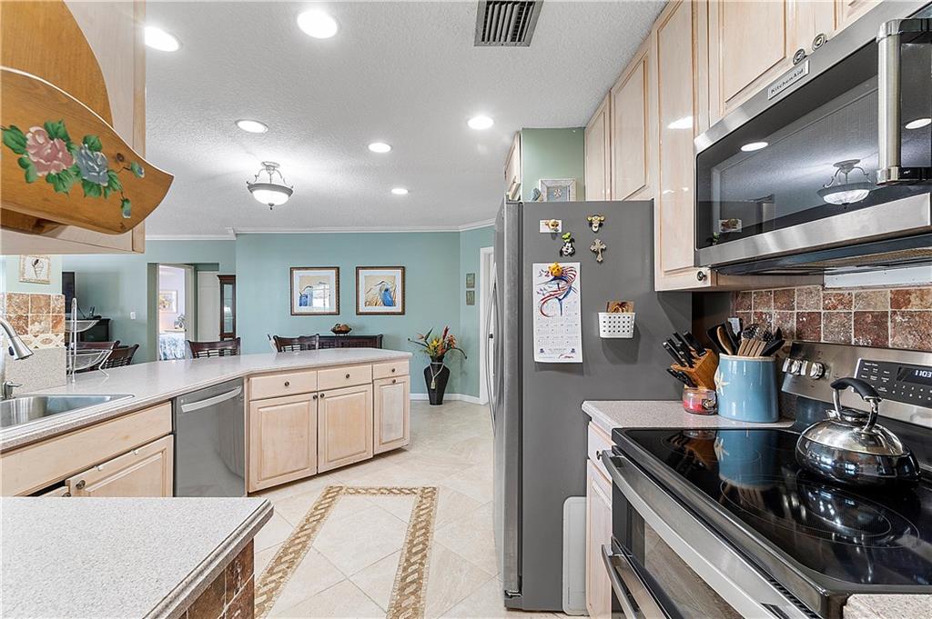 ORANGE TREE - Residential