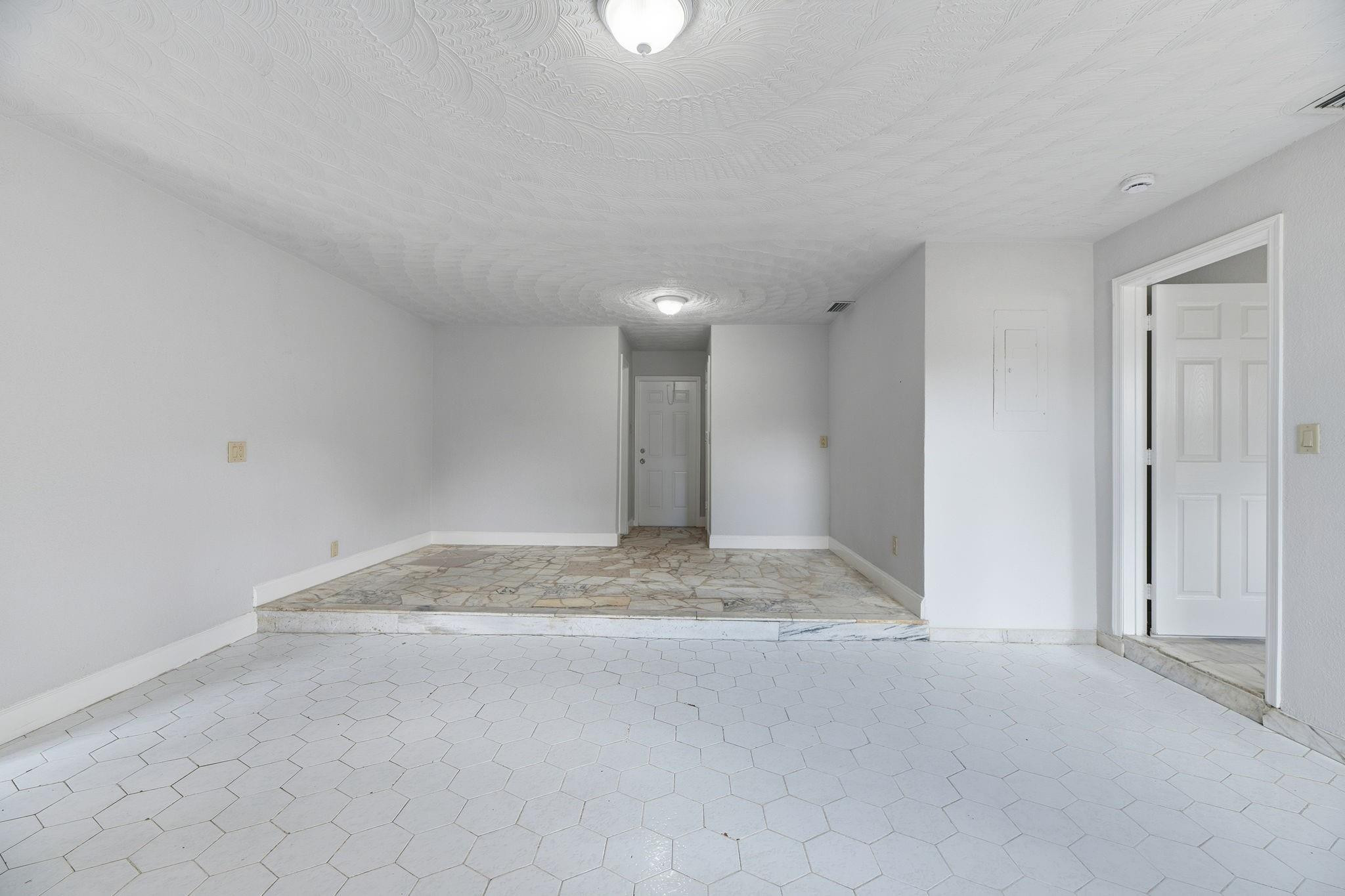 Hollywood Beach Heights S - Residential