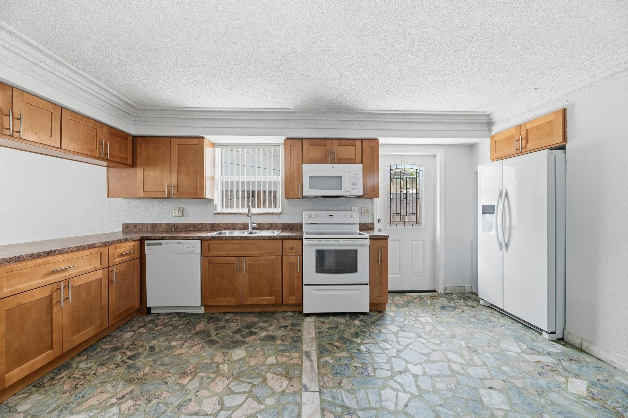 Hollywood Beach Heights S - Residential