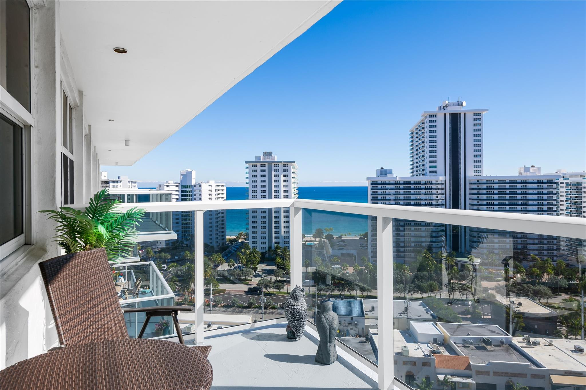 Coral Ridge Towers East - Residential