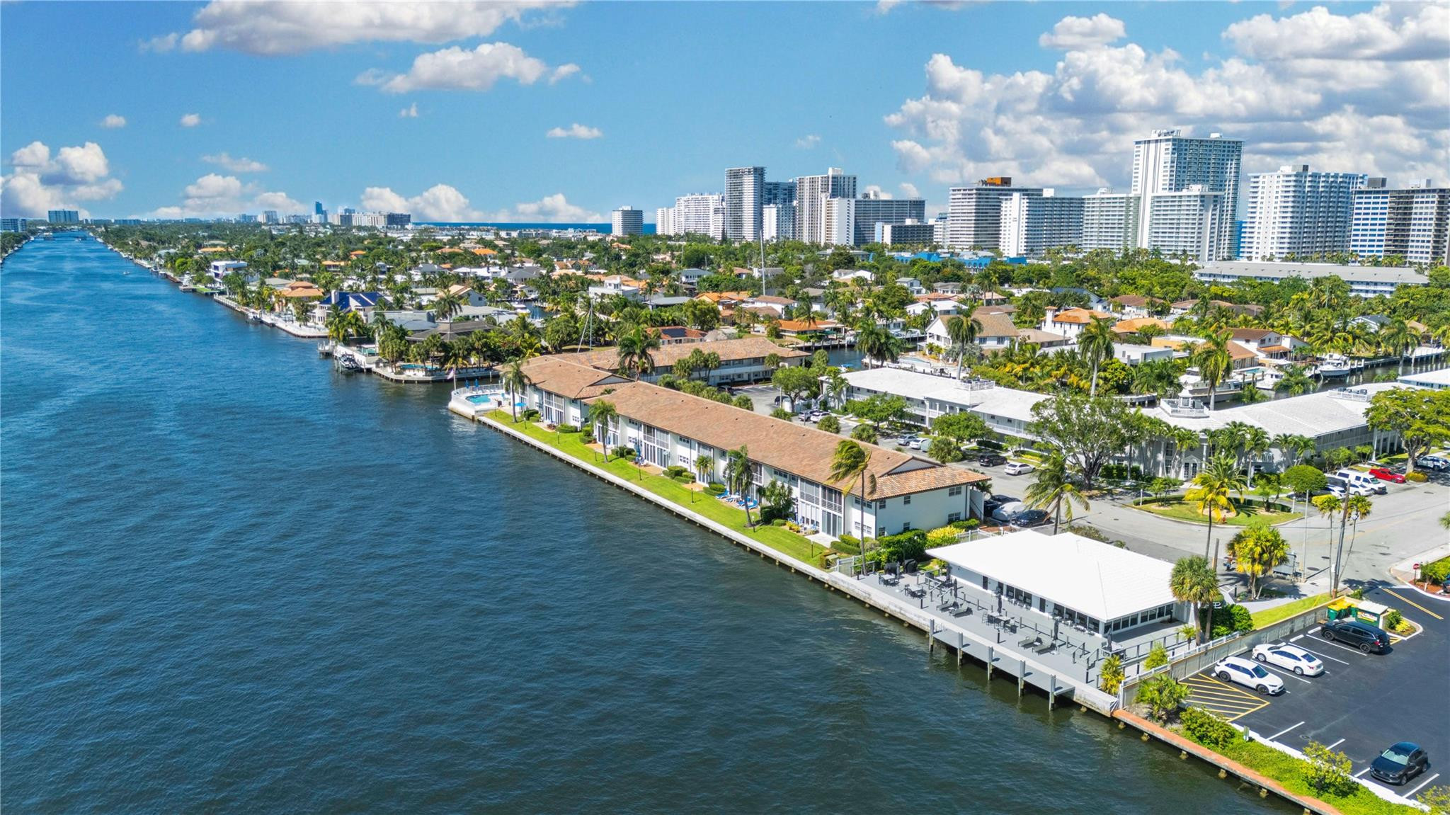 Coral Ridge Towers East - Residential