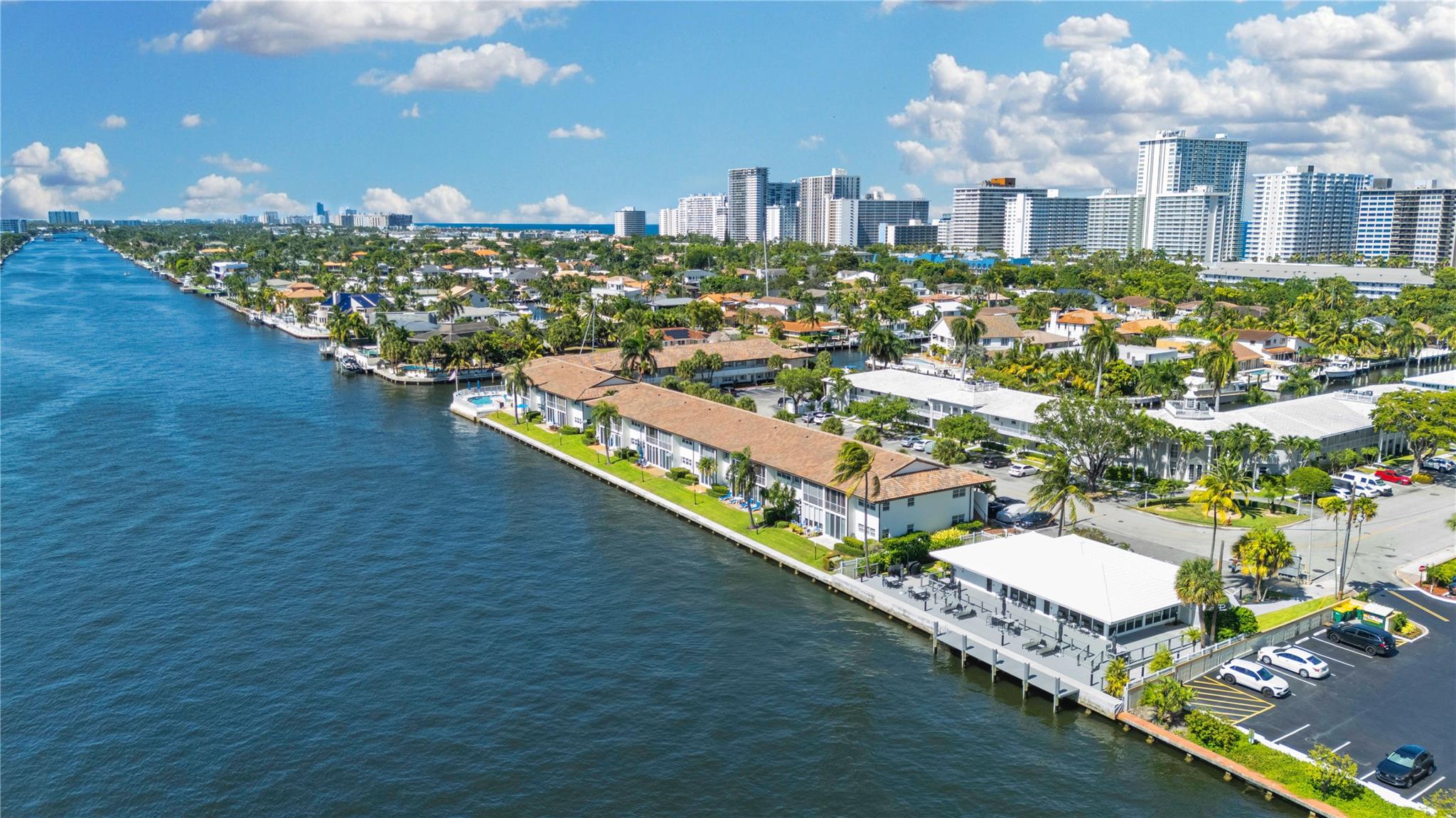 Coral Ridge Towers East - Residential