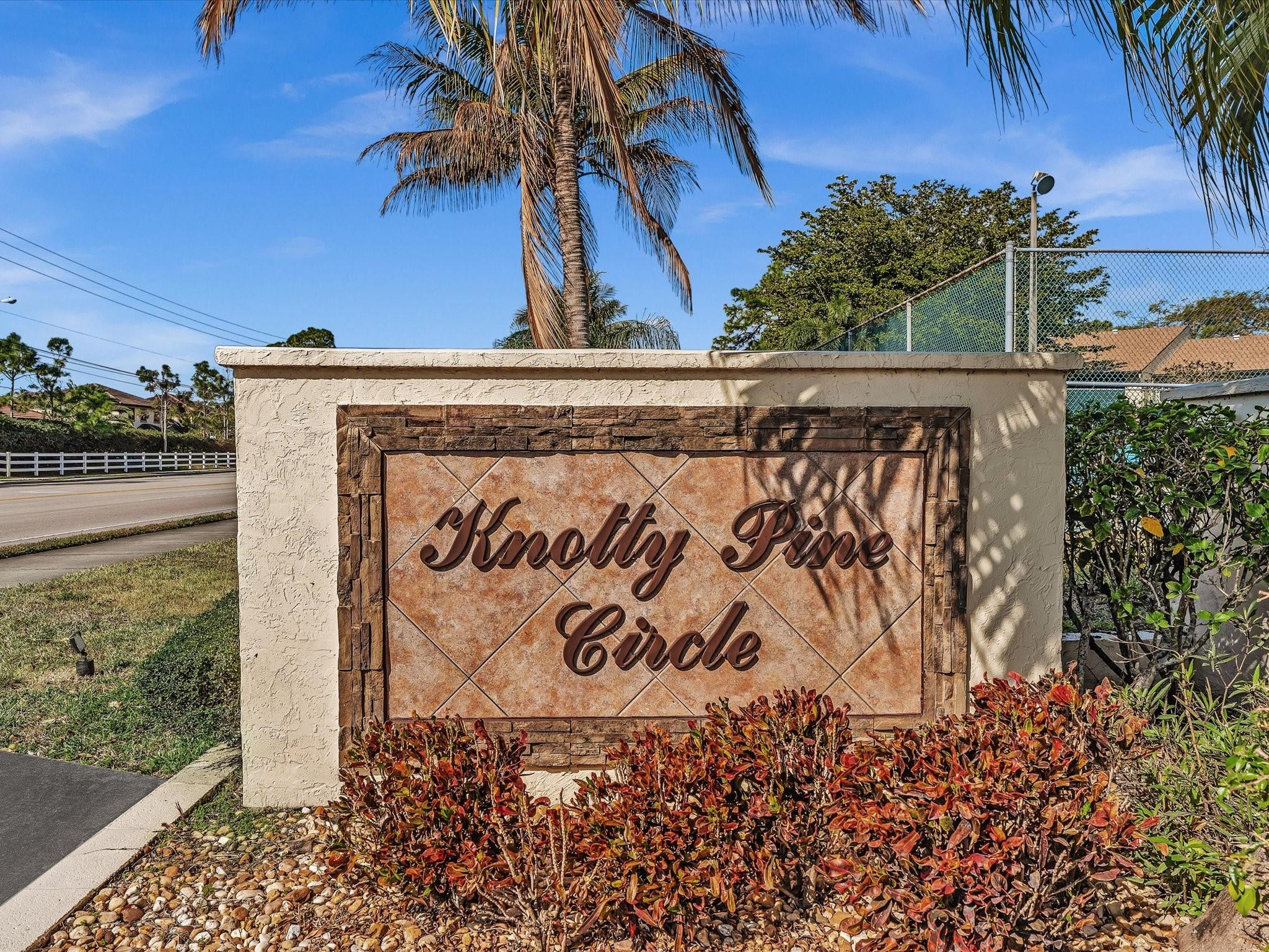 PINE RIDGE SOUTH - Residential