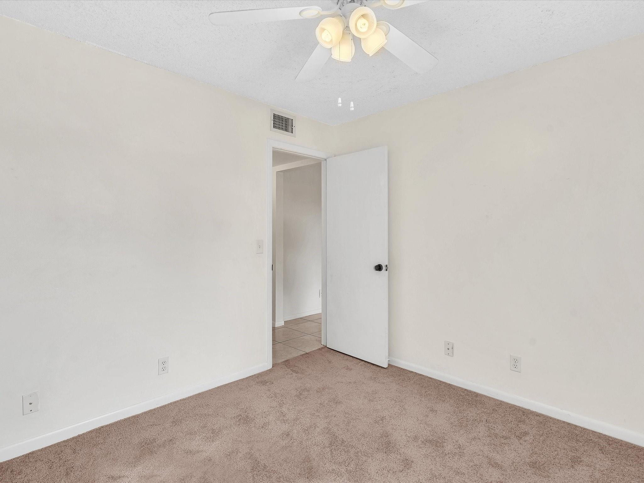 PINE RIDGE SOUTH - Residential