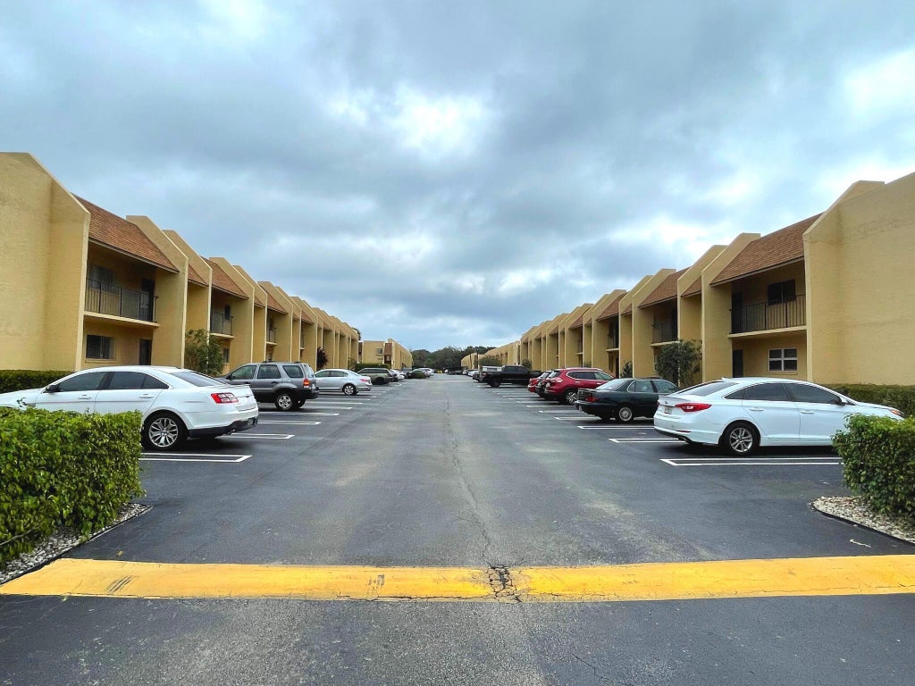 Photo of 2805 SW 22ND Avenue #2070, Delray Beach, FL 33445 (MLS # B26074227)