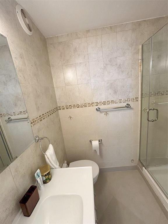 PARKER TOWER CONDO - Residential