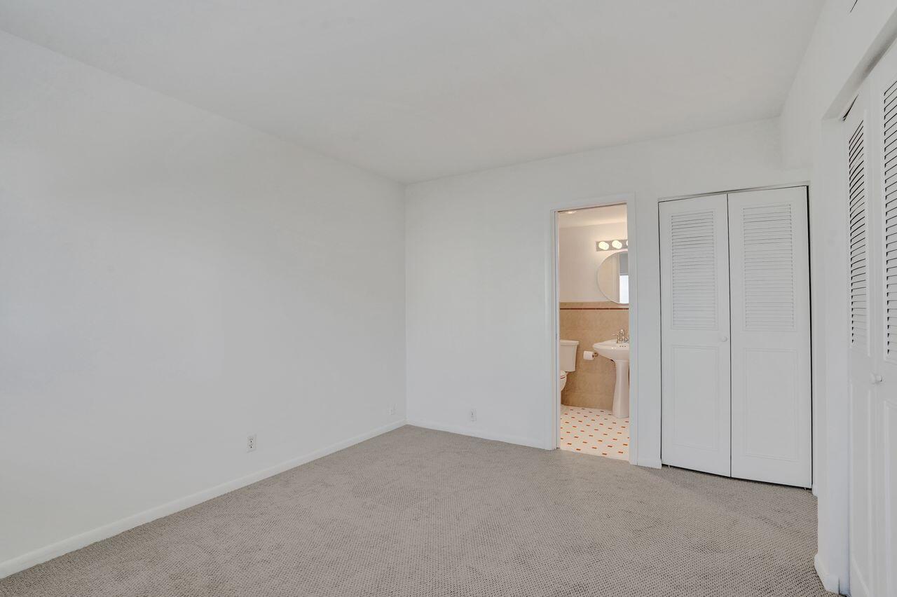 PENTHOUSE HIGHLANDS CONDO - Residential