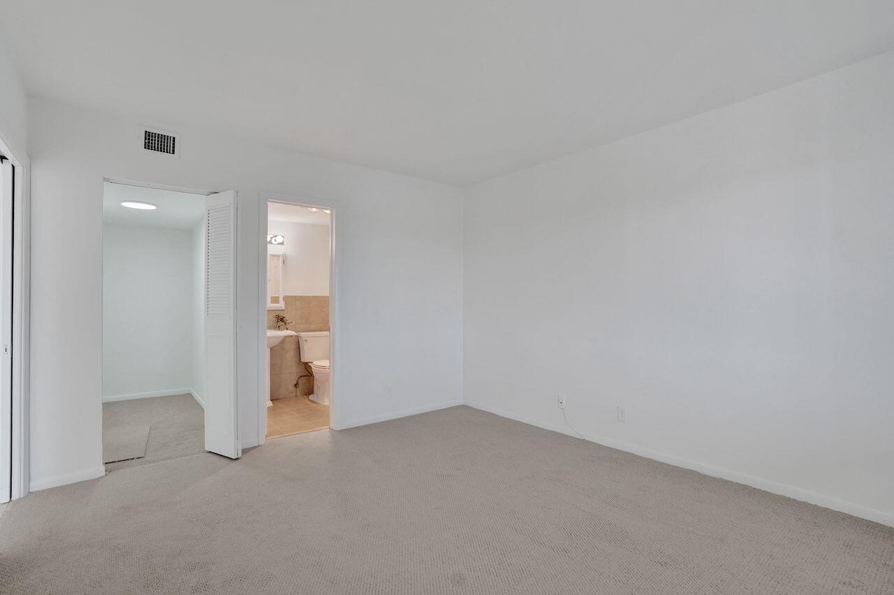 PENTHOUSE HIGHLANDS CONDO - Residential