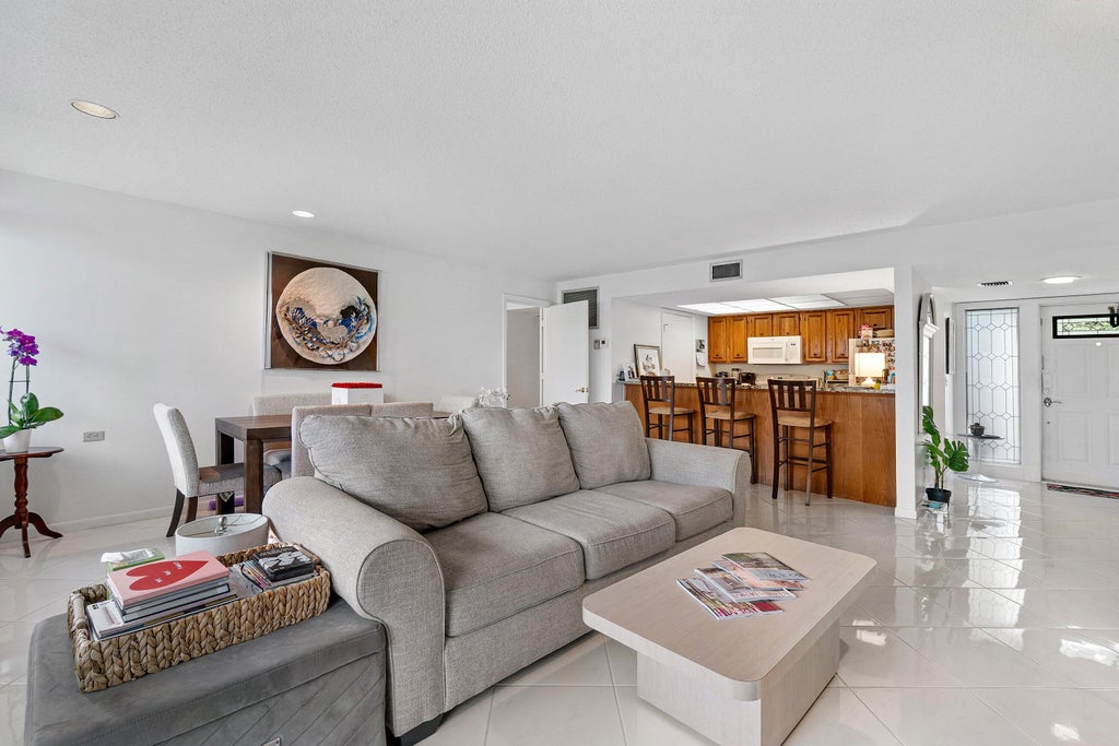 Photo of 20045 Boca W Drive, Boca Raton, FL 33434 (MLS # B26073561)