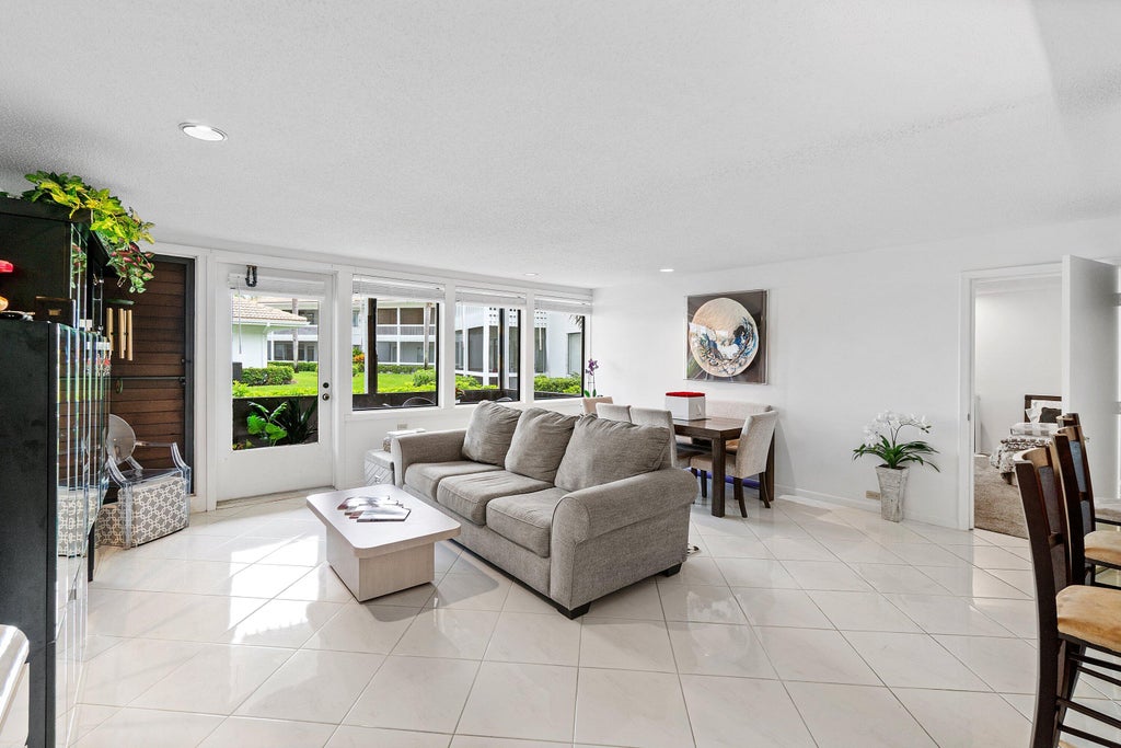 Photo of 20045 Boca W Drive, Boca Raton, FL 33434 (MLS # B26073561)
