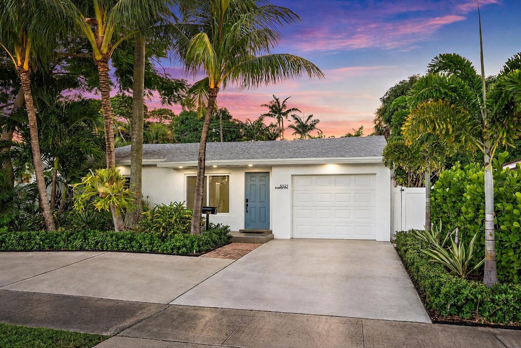 Photo of 5521 Parker Avenue, West Palm Beach, FL 33405 (MLS # B26088823)