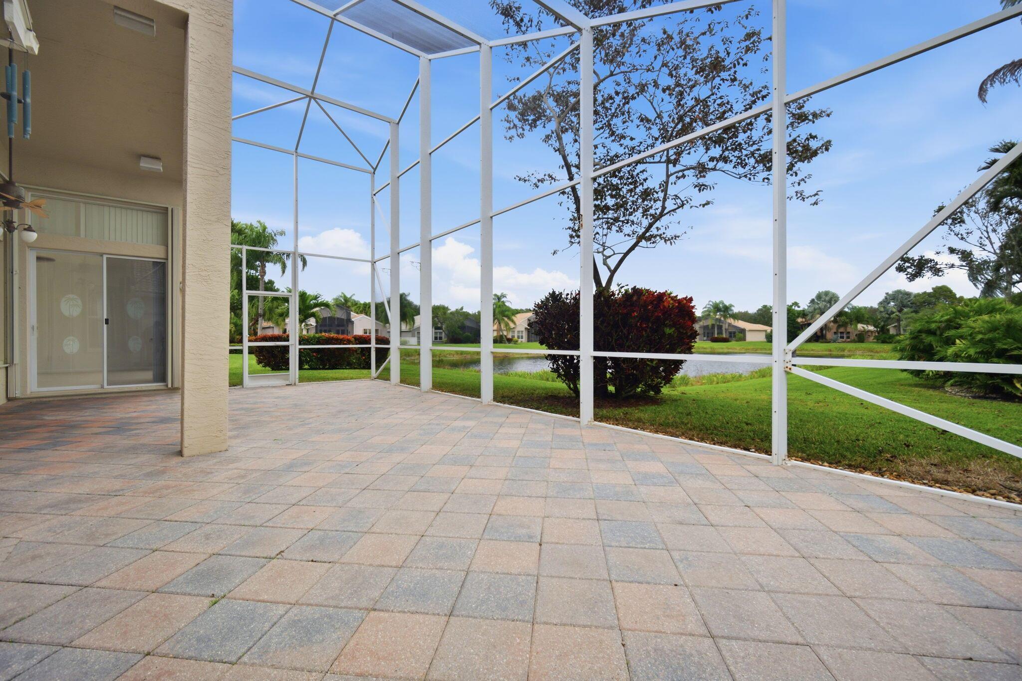 VALENCIA SHORES 1 - Residential