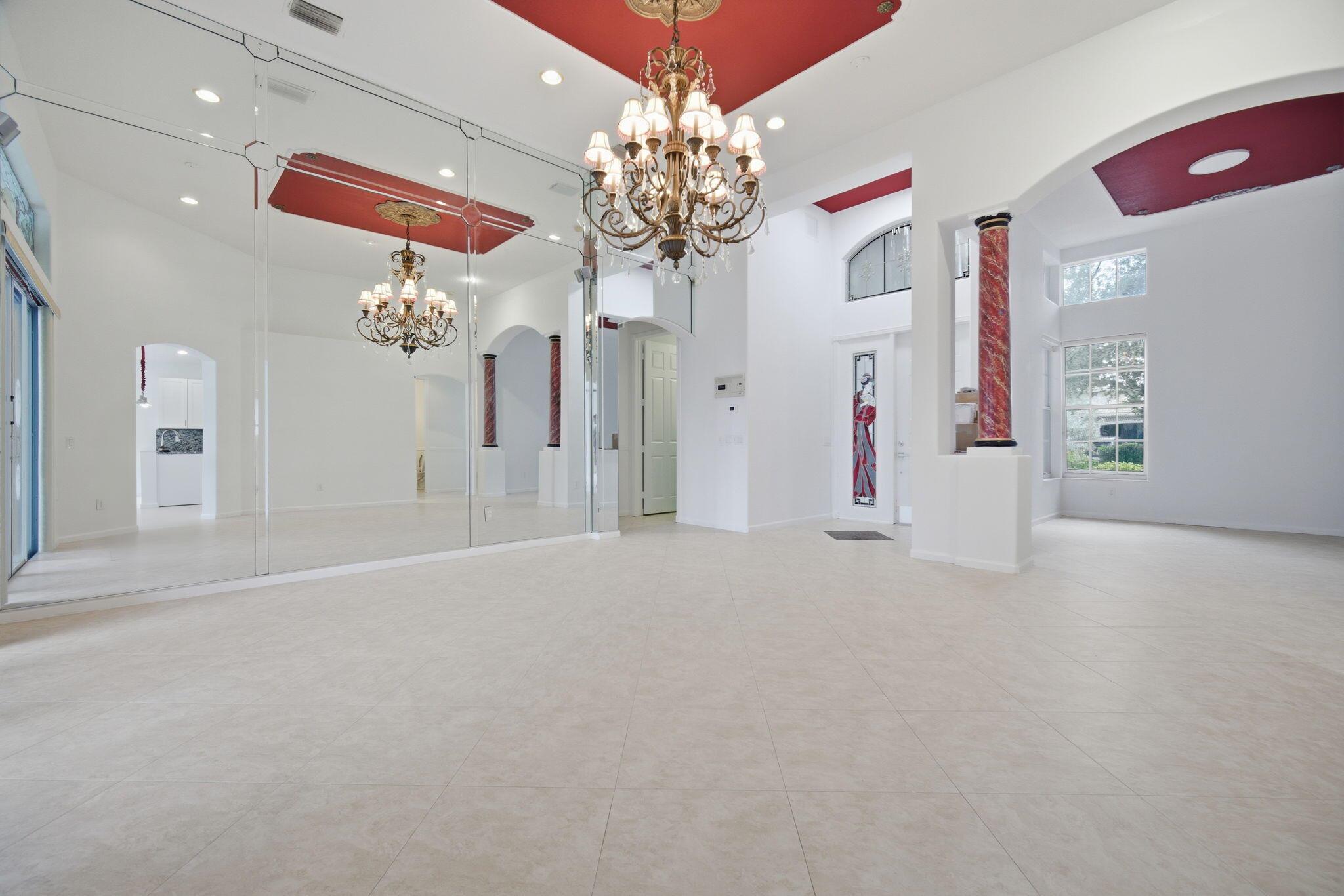 VALENCIA SHORES 1 - Residential