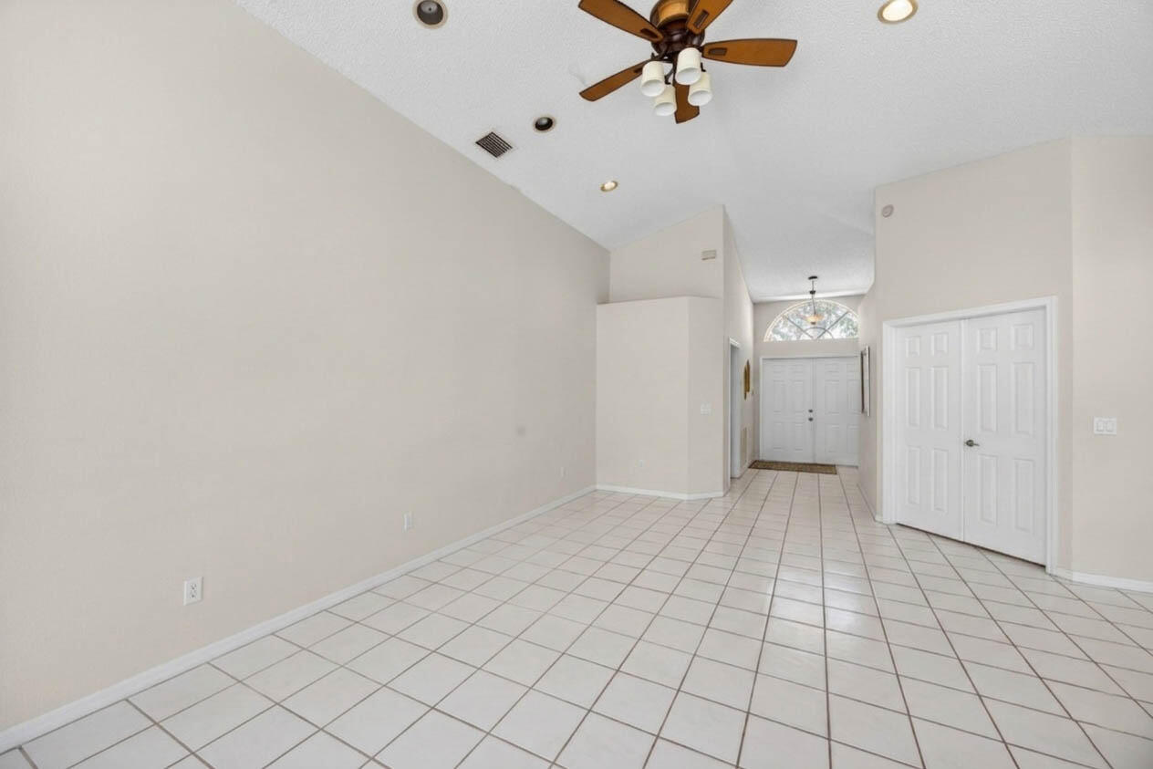 LAKES AT BOCA RATON PAR K - Residential