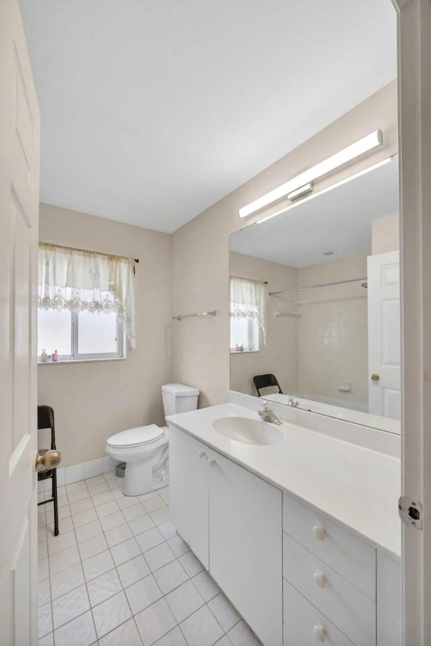 LAKES AT BOCA RATON PAR K - Residential