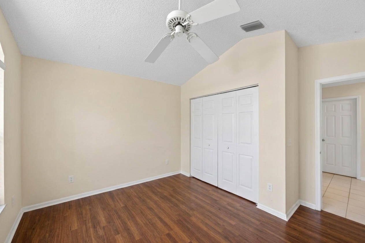 LAKES AT BOCA RATON PAR K - Residential