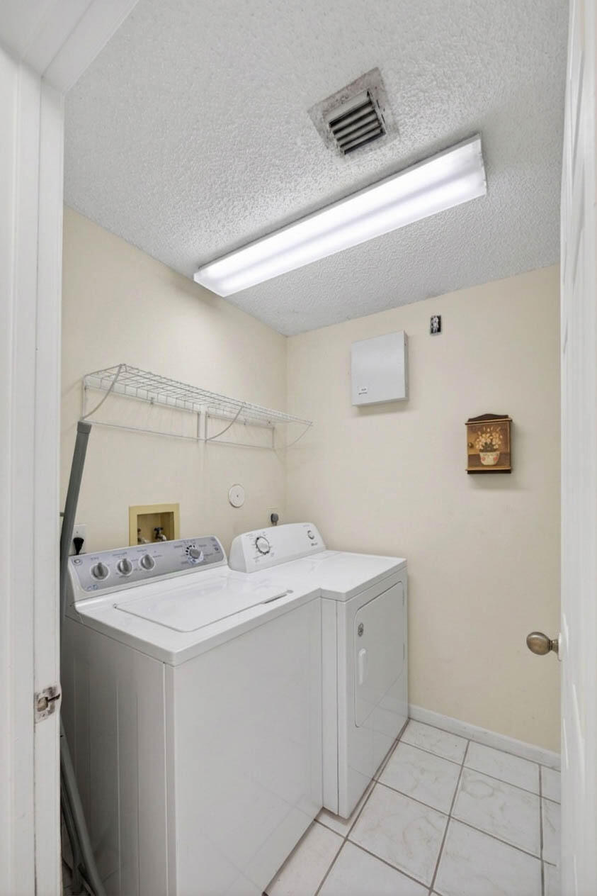 LAKES AT BOCA RATON PAR K - Residential