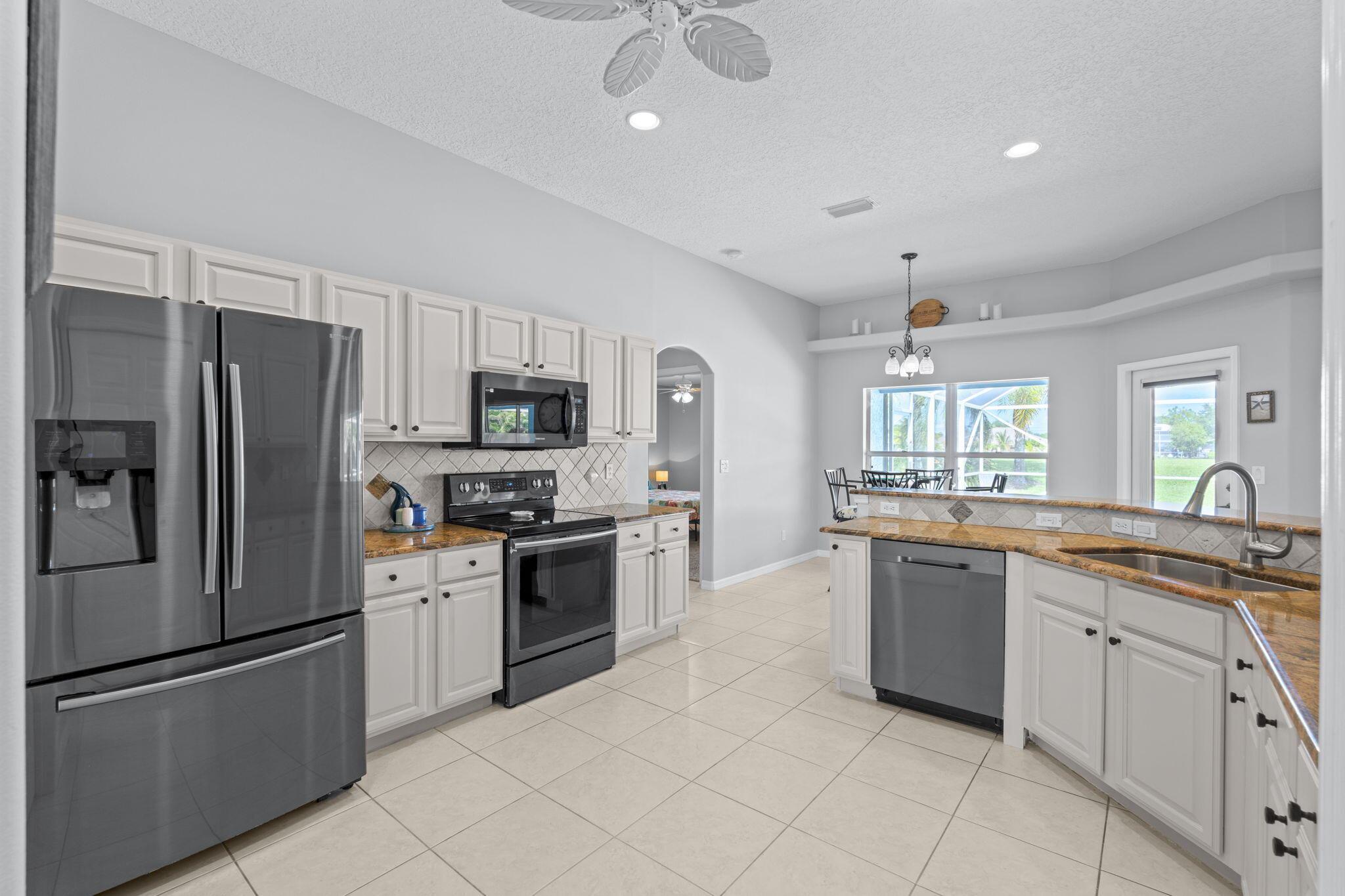 PORT ST LUCIE SECTION 23 - Residential