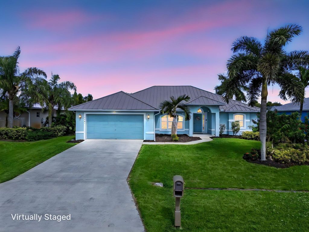 Photo of 1401 SW Abingdon Avenue, Port Saint Lucie, FL 34953 (MLS # R11134317)