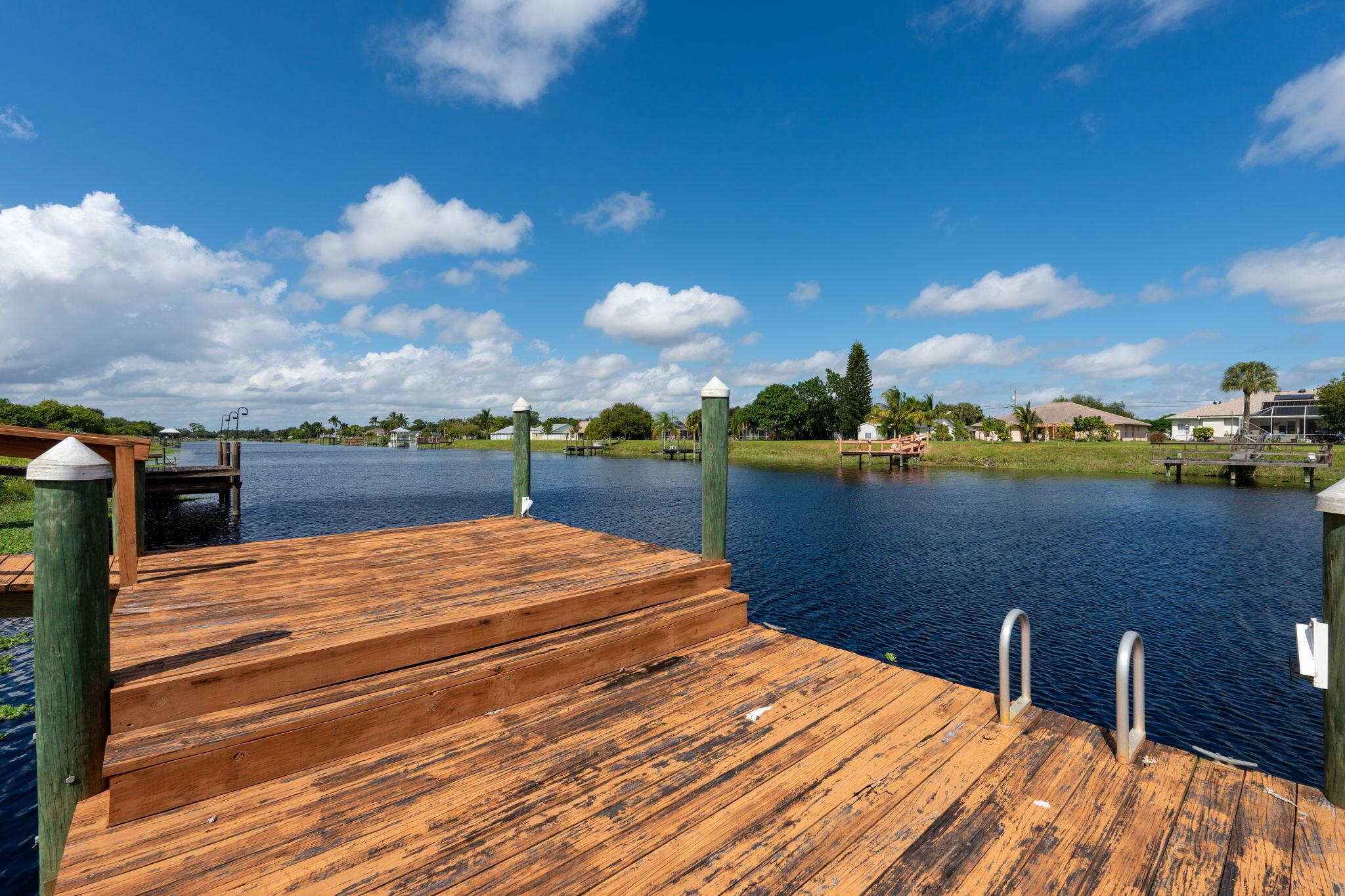 PORT ST LUCIE SECTION 23 - Residential