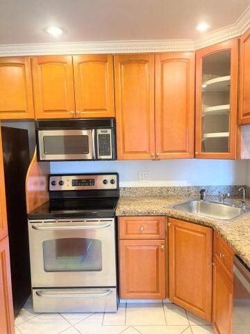 811 Sky Pine Way C-3