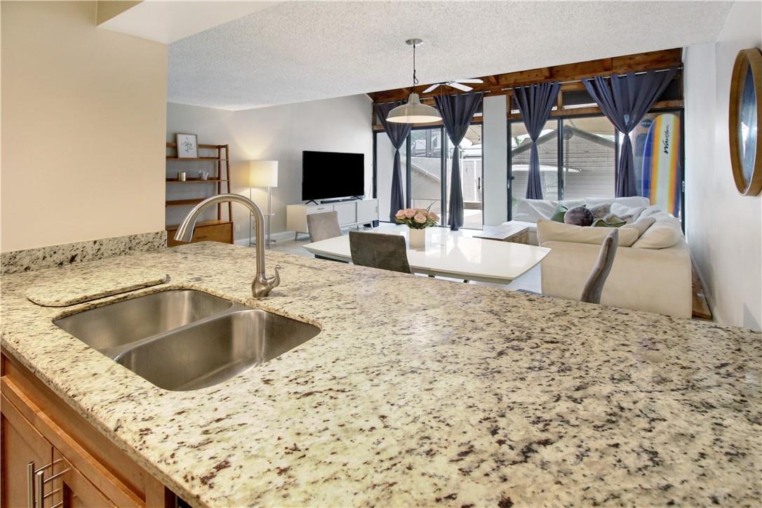 VILLAS LAKES - Residential