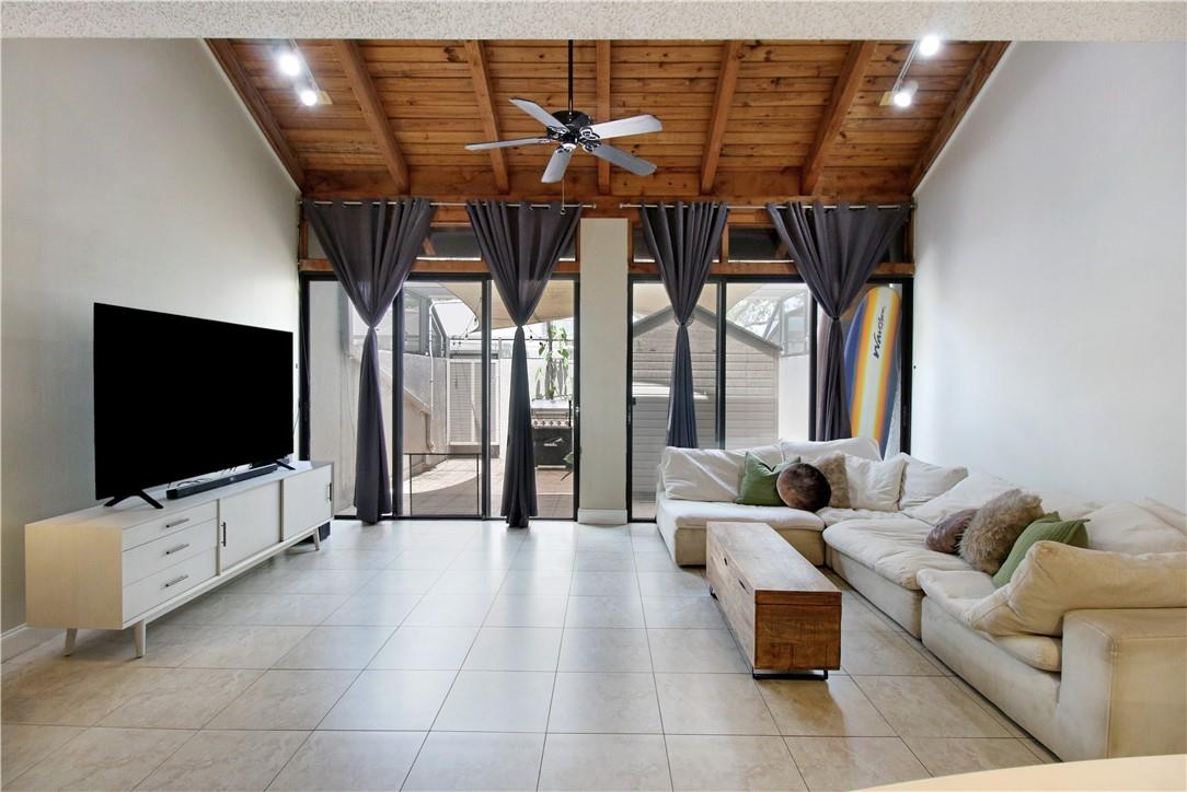 VILLAS LAKES - Residential