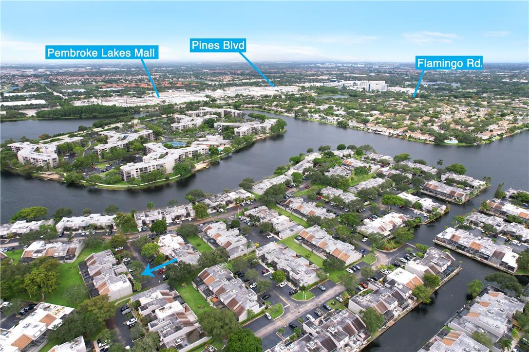 VILLAS LAKES - Residential