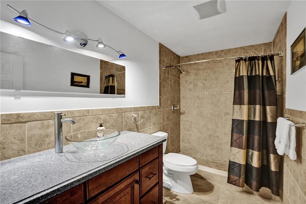 Oakland Shores - Residential