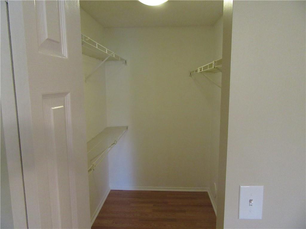 Lakes of Oakland Forest - Residential Lease