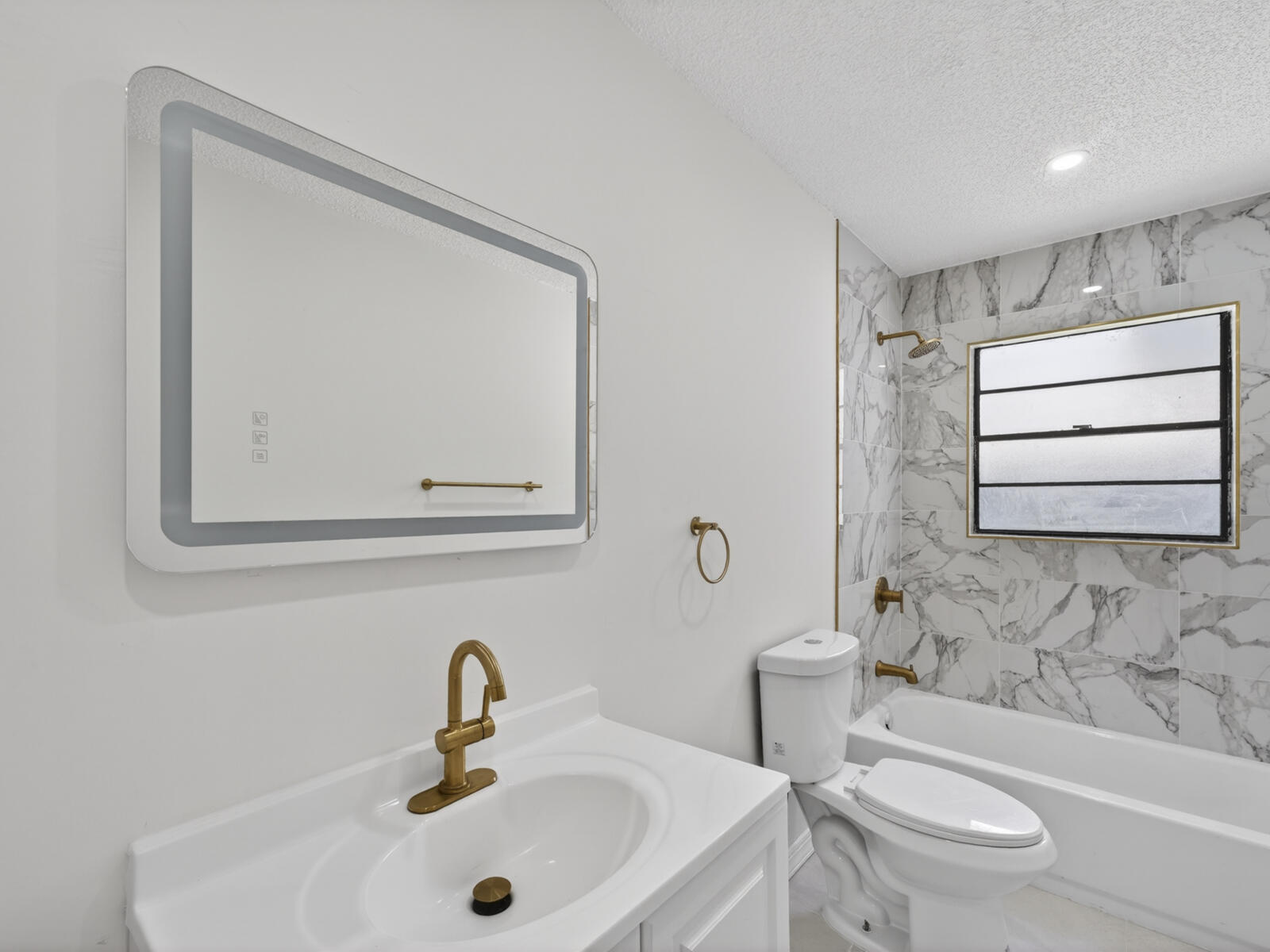 GROVENOR ESTATES UNIT 2-A - Residential