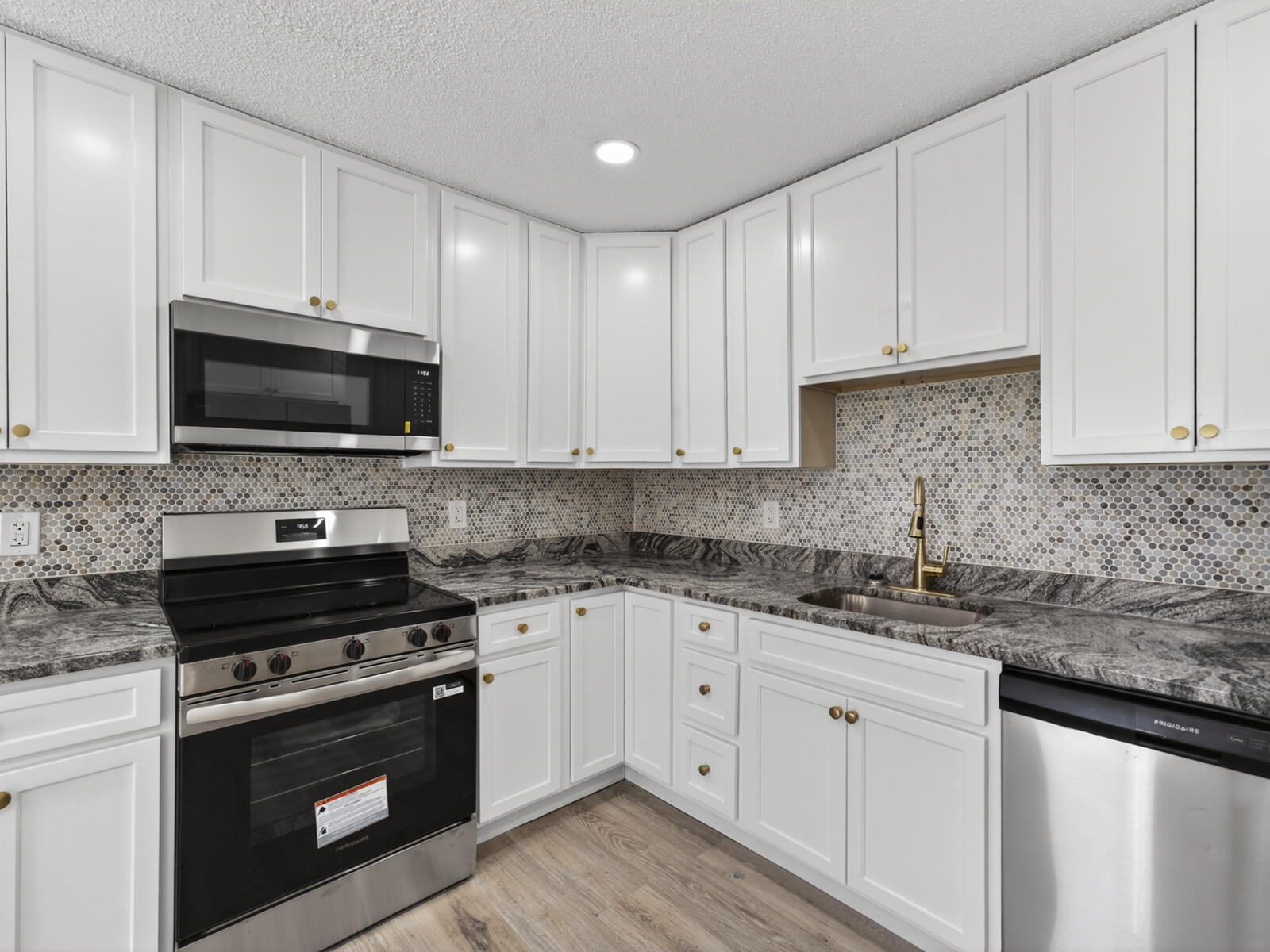 GROVENOR ESTATES UNIT 2-A - Residential