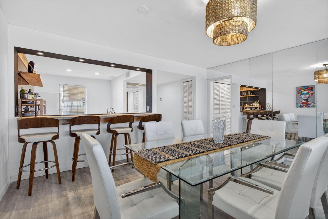 NO 78 PALM-AIRE COUNTRY CLUB - Residential