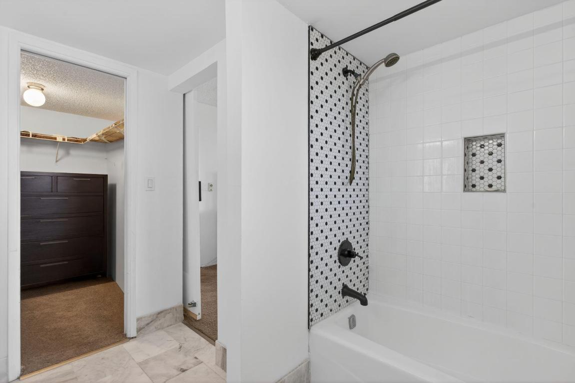 NO 78 PALM-AIRE COUNTRY CLUB - Residential