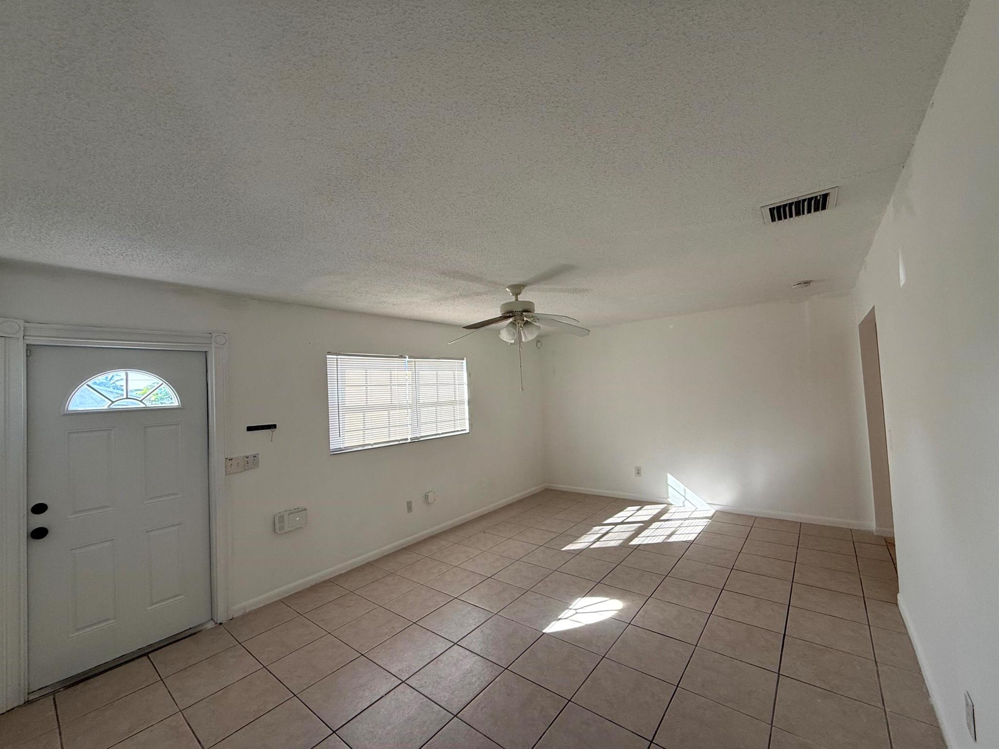 KENWOOD - Residential Lease