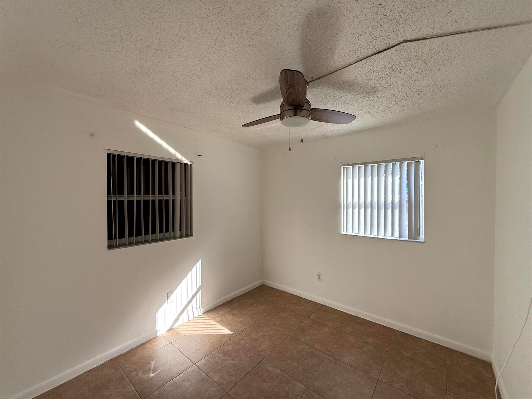 KENWOOD - Residential Lease