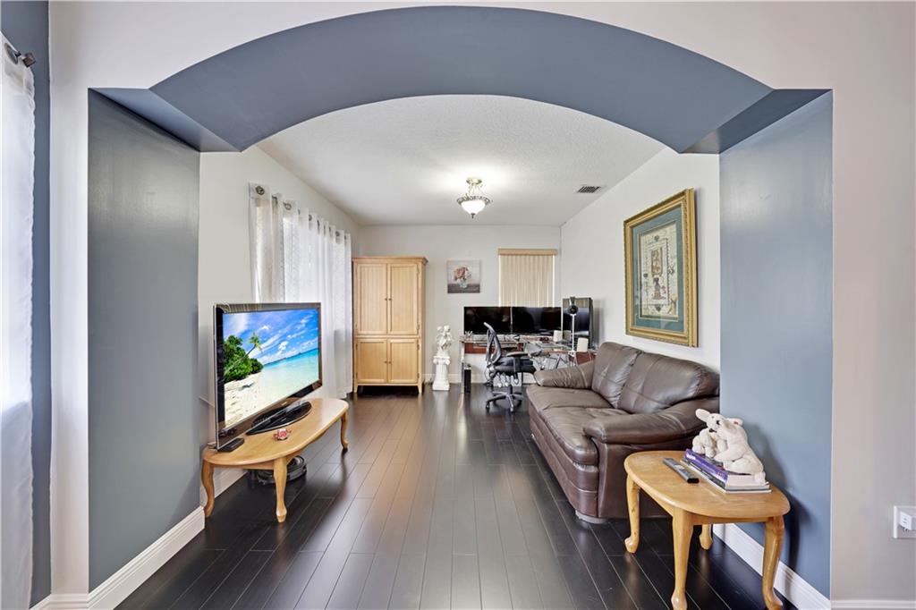 SPANISH LAKES 1ST ADDN - Residential
