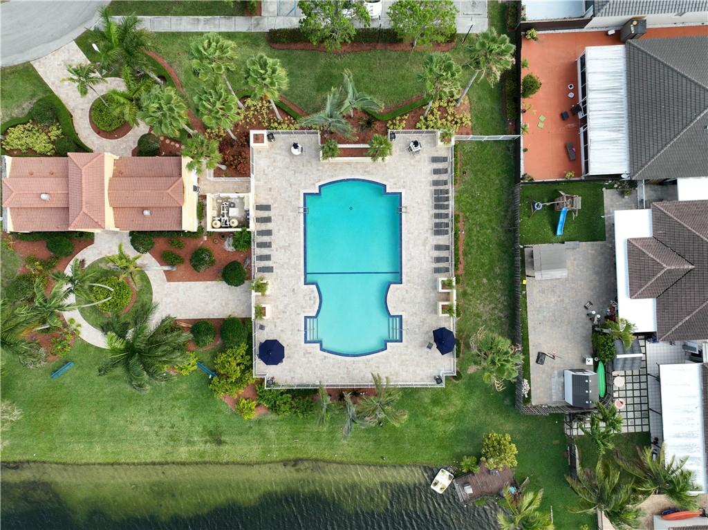 SPANISH LAKES 1ST ADDN - Residential