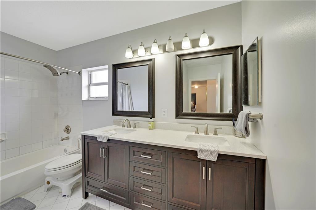 SPANISH LAKES 1ST ADDN - Residential
