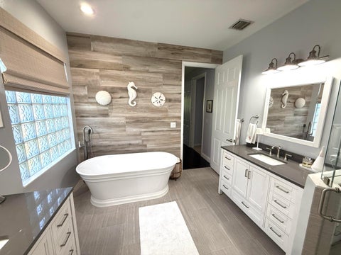 Tiny photo for 2310 Sapphire Circle, West Palm Beach, FL 33411 (MLS # B26089408)