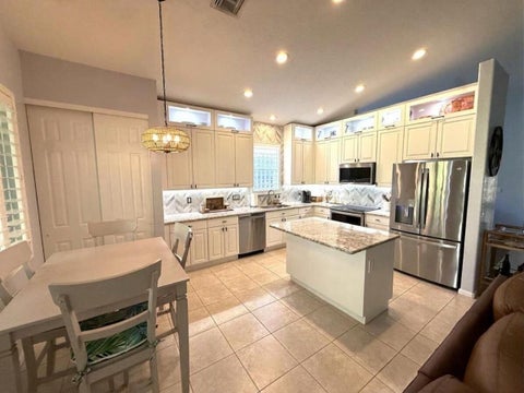 Tiny photo for 2310 Sapphire Circle, West Palm Beach, FL 33411 (MLS # B26089408)