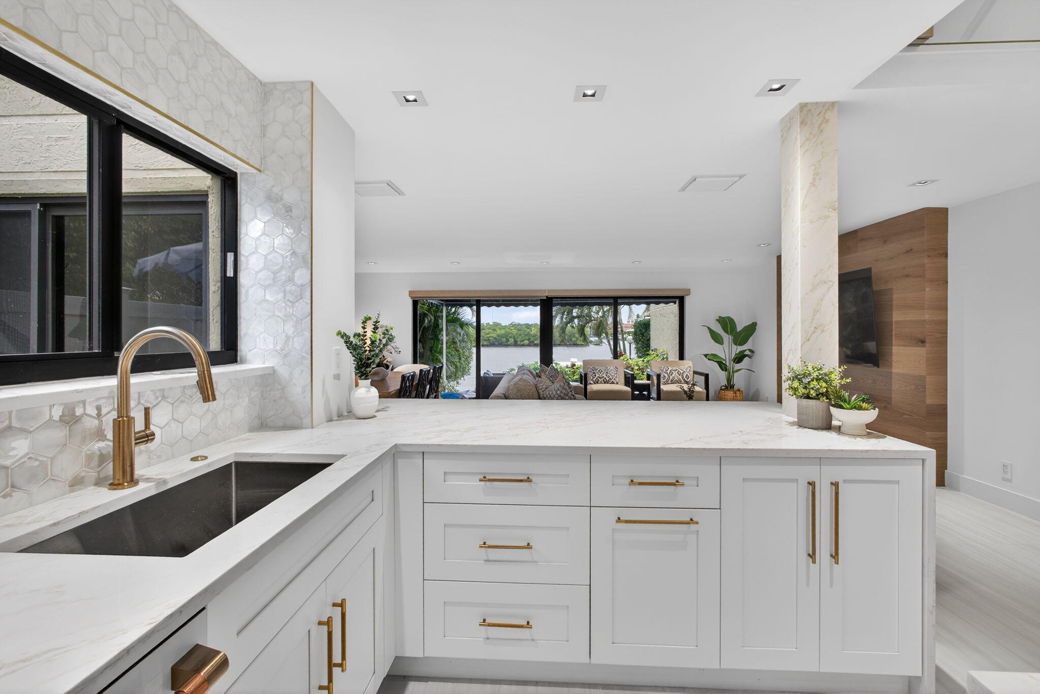 OCEAN CAY CONDO - Residential